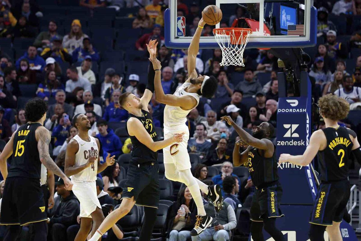 NBA'de son çeyrek final eşleşmesi DetroitCleveland oldu