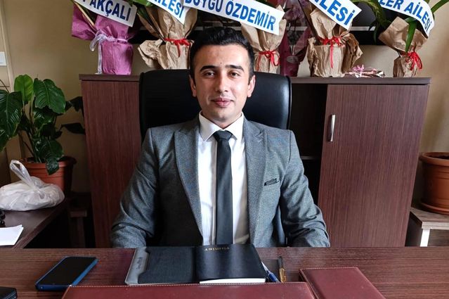 Selendi Muhtarlık İşleri Şefliğine Durmuş Özdemir atandı