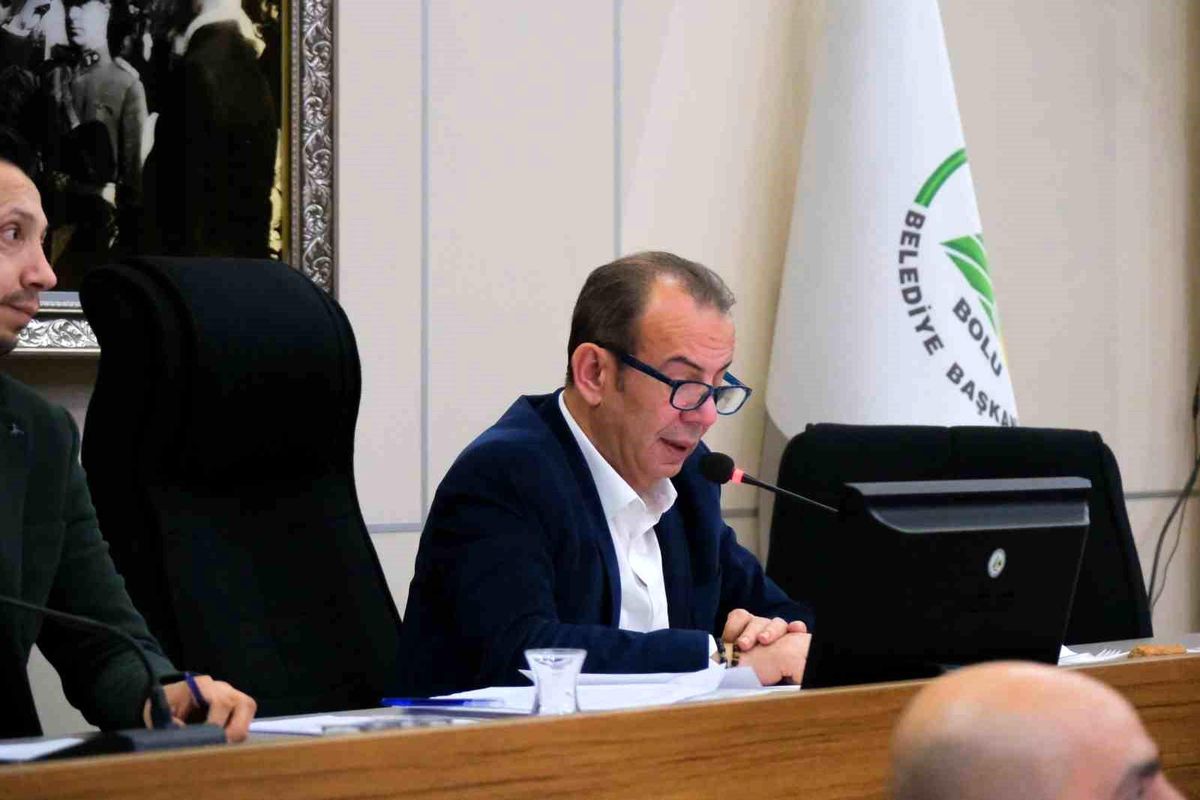 Tanju Özcan'ın şantaj davasının 2.celsesinde basın mensupları salona alınmadı