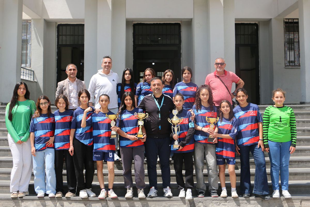 9 yıldır hayal ediyorlardı: Diyarbakırlı kızlar tarih yazıyor