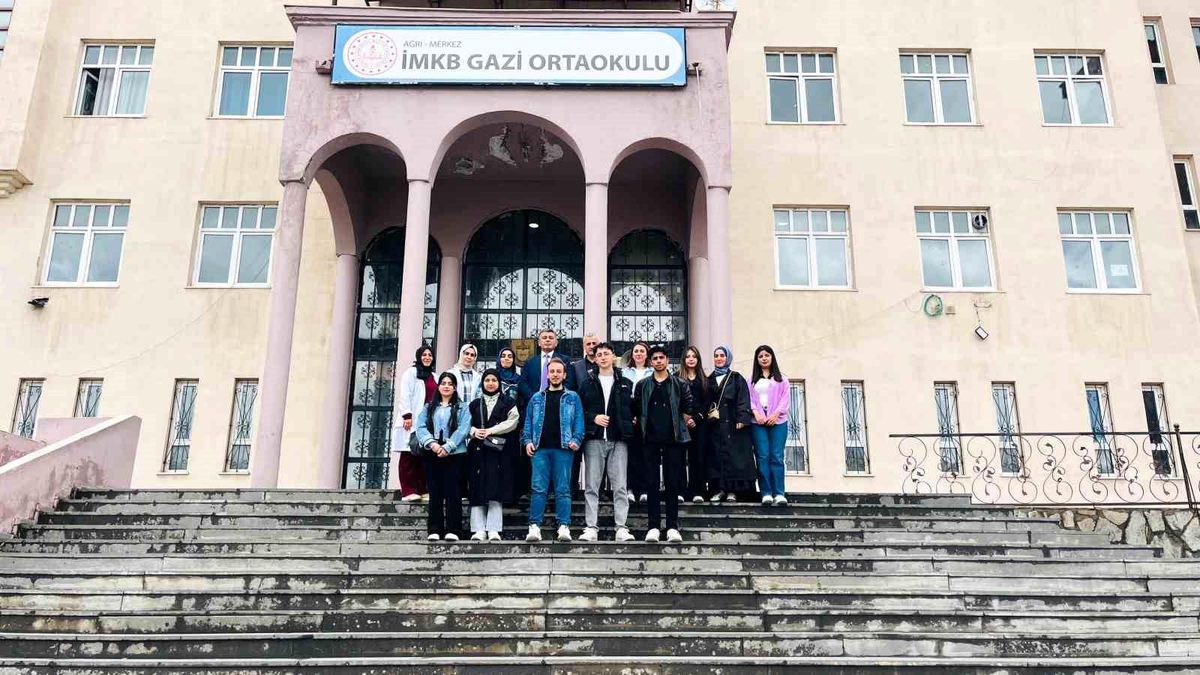 Ağrı'da gastronomi kulübünden öğretmenlere moral desteği