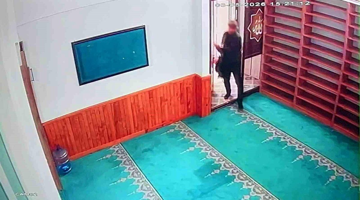 Burdur'da cami sadaka kutusundan 200 lira çalan şahıs yakalandı