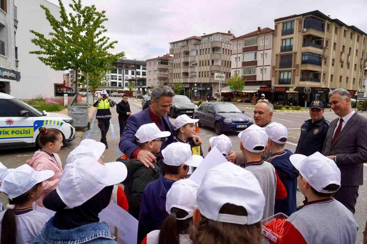 Çaycuma'da öğrencilere trafik bilinci aşılandı