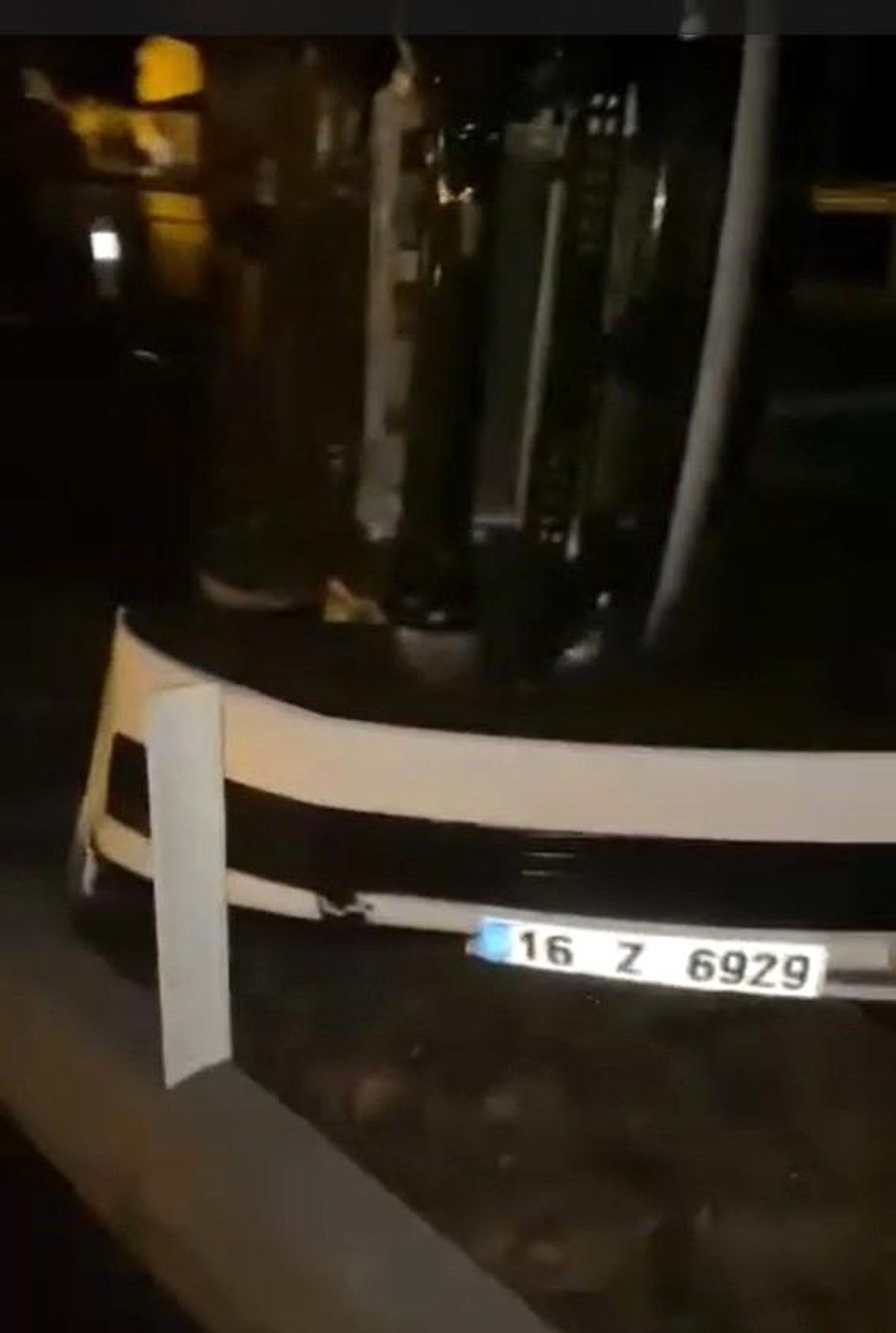 Erciş'te otomobil takla attı: 1 ölü, 5 yaralı