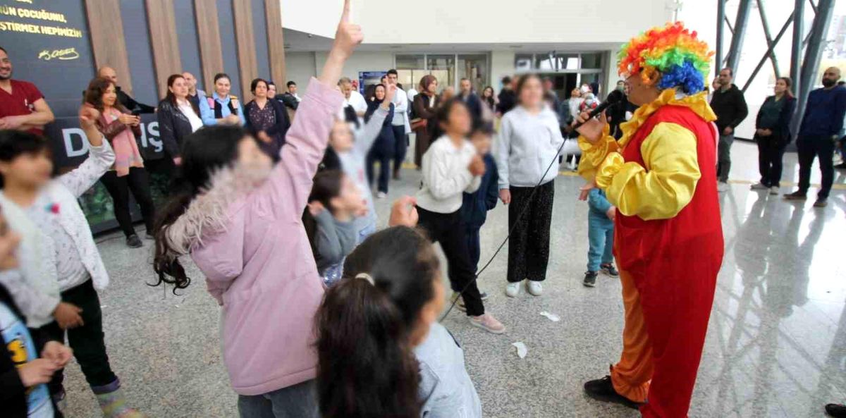 GAÜN Çocuk Hastanesi'nde "Primer İmmün Yetmezliği Farkındalık Haftası" etkinliği düzenlendi