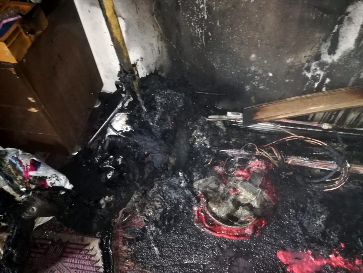 Geçimli'de ev yandı: 9 nüfuslu aile açıkta kaldı