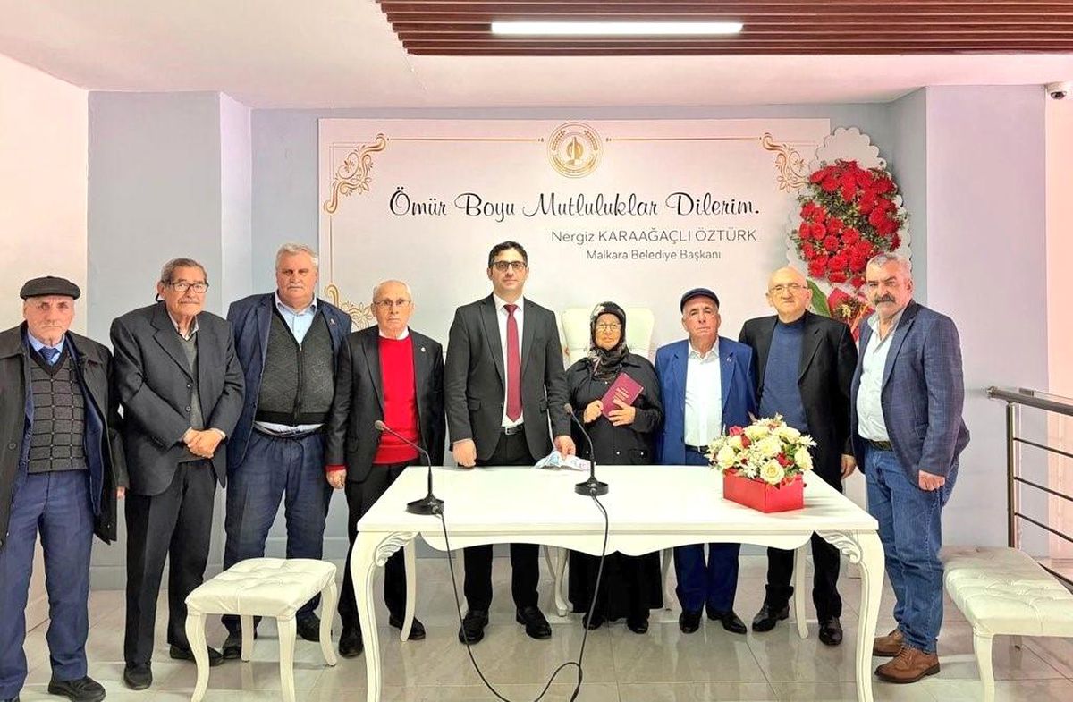 Huzurevinde "ikinci bahar" mutluluğu: Hayatlarını birleştirdiler