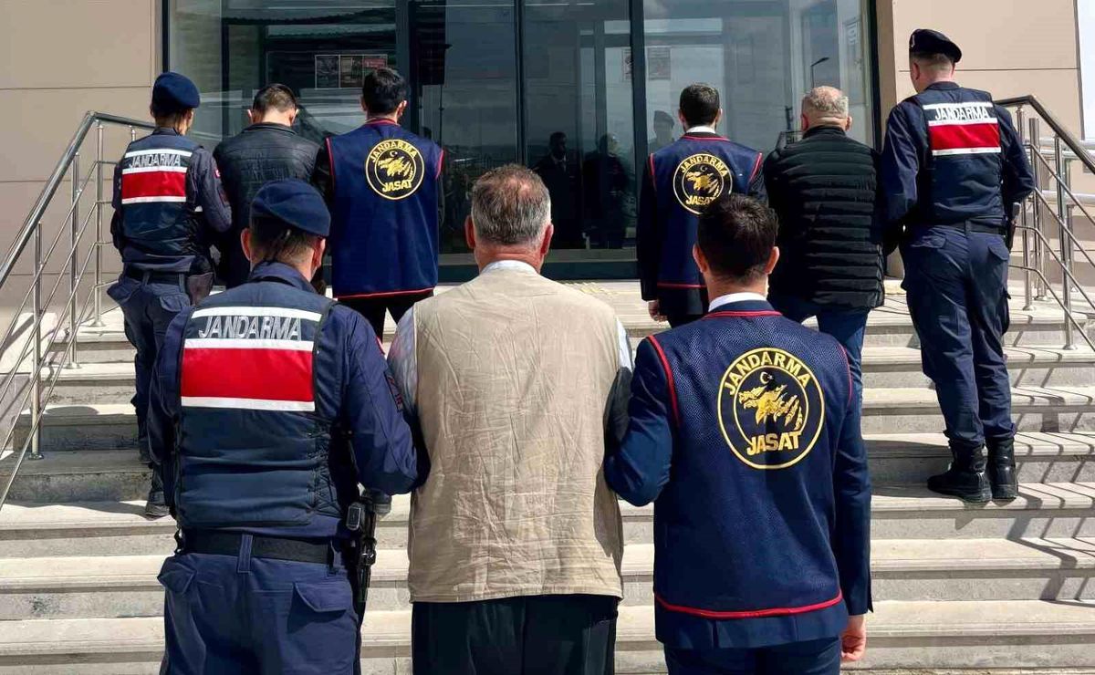 Kırıkkale'de hırsızlık " suçundan aranan 3 hükümlü yakalandı