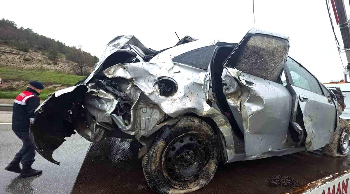 Kütahya'daki trafik kazasında ölü sayısı 2'ye yükseldi