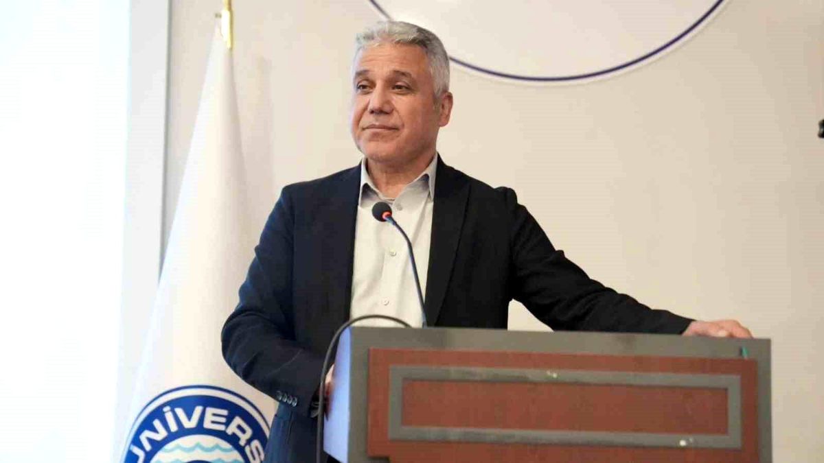 Prof. Dr. Arslan: "Veriyi kontrol eden dünyayı kontrol eder"