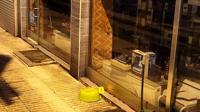sevgilisinden ayrilip alkol alan sahis etrafa 5 19812846 o