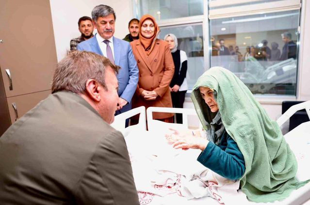Vali Aydoğdu’dan Aksun ailesine geçmiş olsun ziyareti