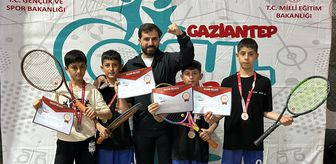 Ağrı’nın genç raketleri bölge şampiyonu oldu