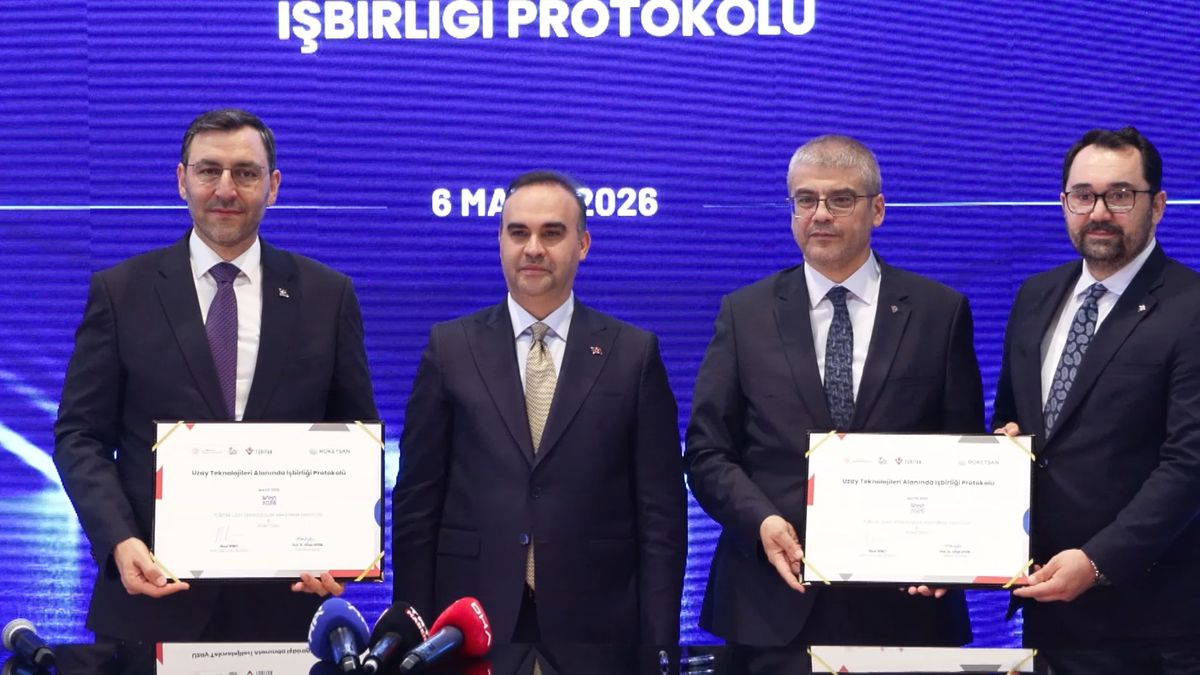 Bakan Kacır, TÜBİTAK'ın 'Savunma Sanayi Alanında İş Birlikleri' anlaşmasının imza törenine katıldı