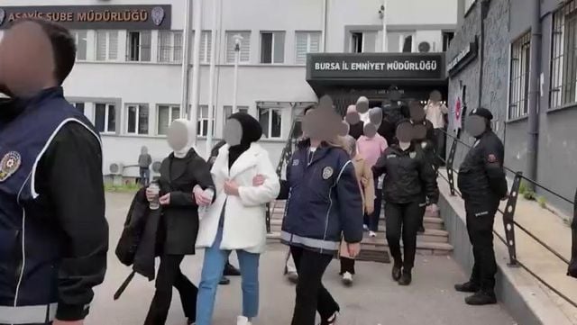 bursa da sahte doktor operasyonu 17 gozalti 4 19821648 o
