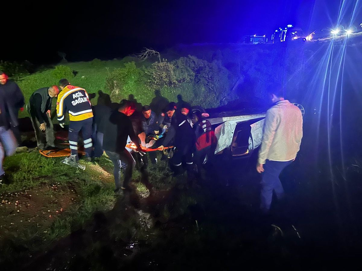 Diyarbakır'da cenaze dönüşü kaza: 4 yaralı