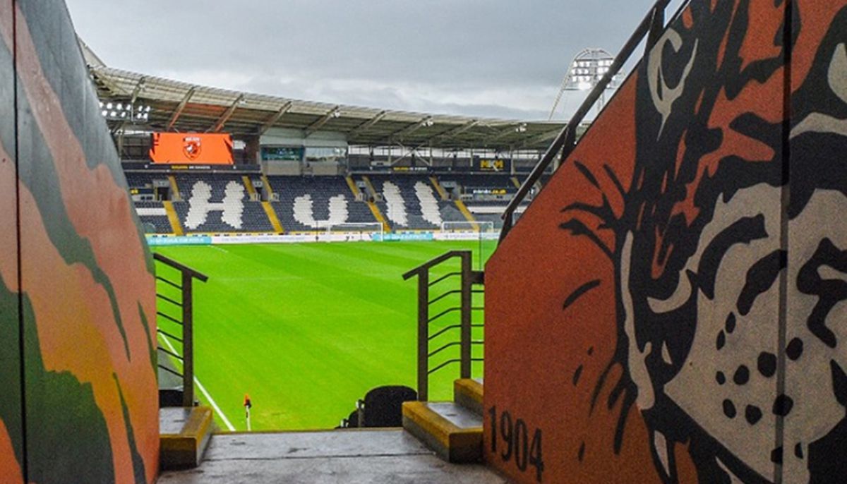 Hull City Premier Lig'e çıktı mı?