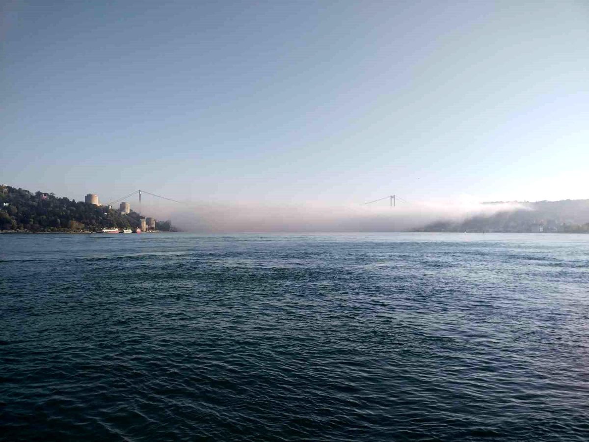 İstanbul Boğazı'nda yoğun sis
