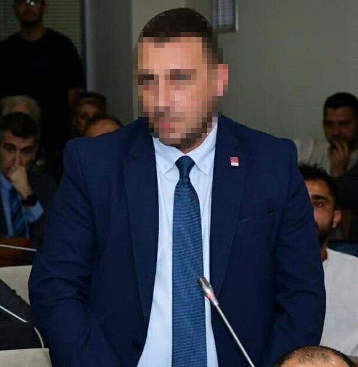 Karabağlar Belediye Meclis üyesi gözaltına alındı