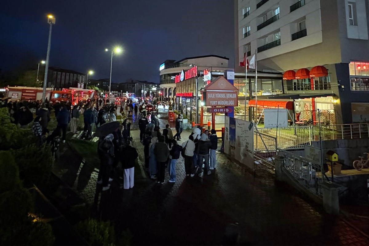 Kayseri'de kız öğrenci yurdunda yangın büyümeden söndürüldü