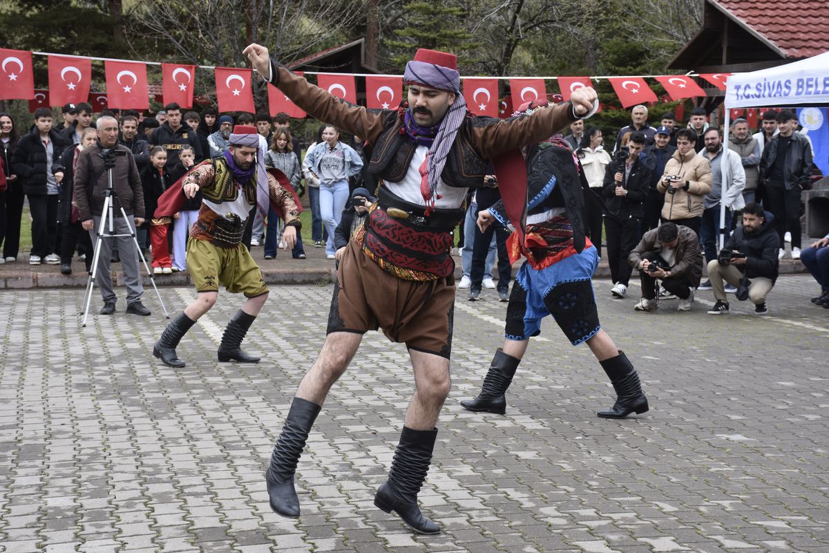 Sivas'ta Hıdırellez coşkusu