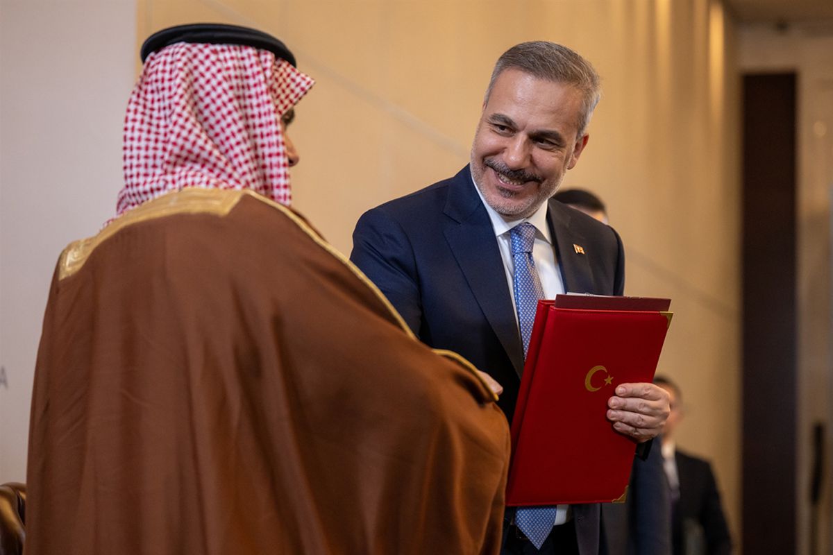 Türkiye ve Suudi Arabistan arasında vize muafiyeti anlaşması imzalandı