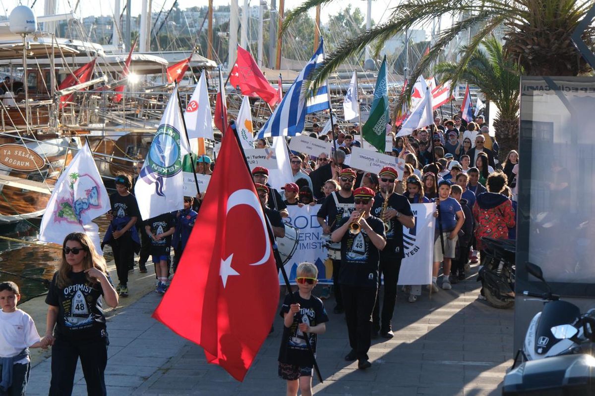 14'üncü BODTO BİOR geleneksel kortej ve açılış seremonisiyle başladı