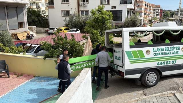 alanyada bir kisi kaldigi pans 19822682 3836 1 m