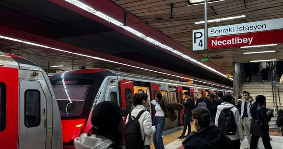 Ankara metro SON DAKİKA! Ankara metro intihar mı oldu? Ankara metro seferleri durduruldu mu, neden durduruldu?