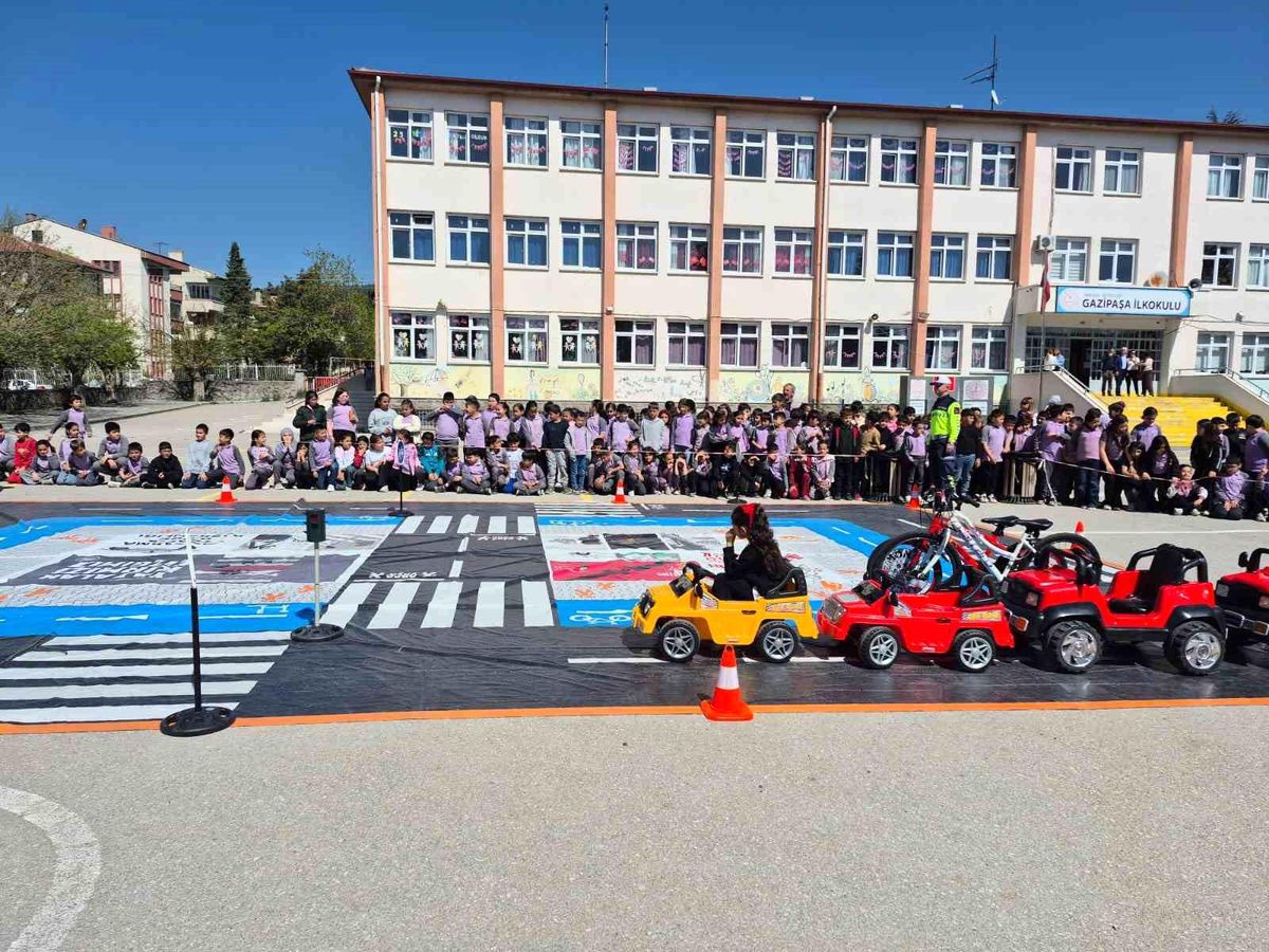 Beypazarı'nda trafik eğitim semineri