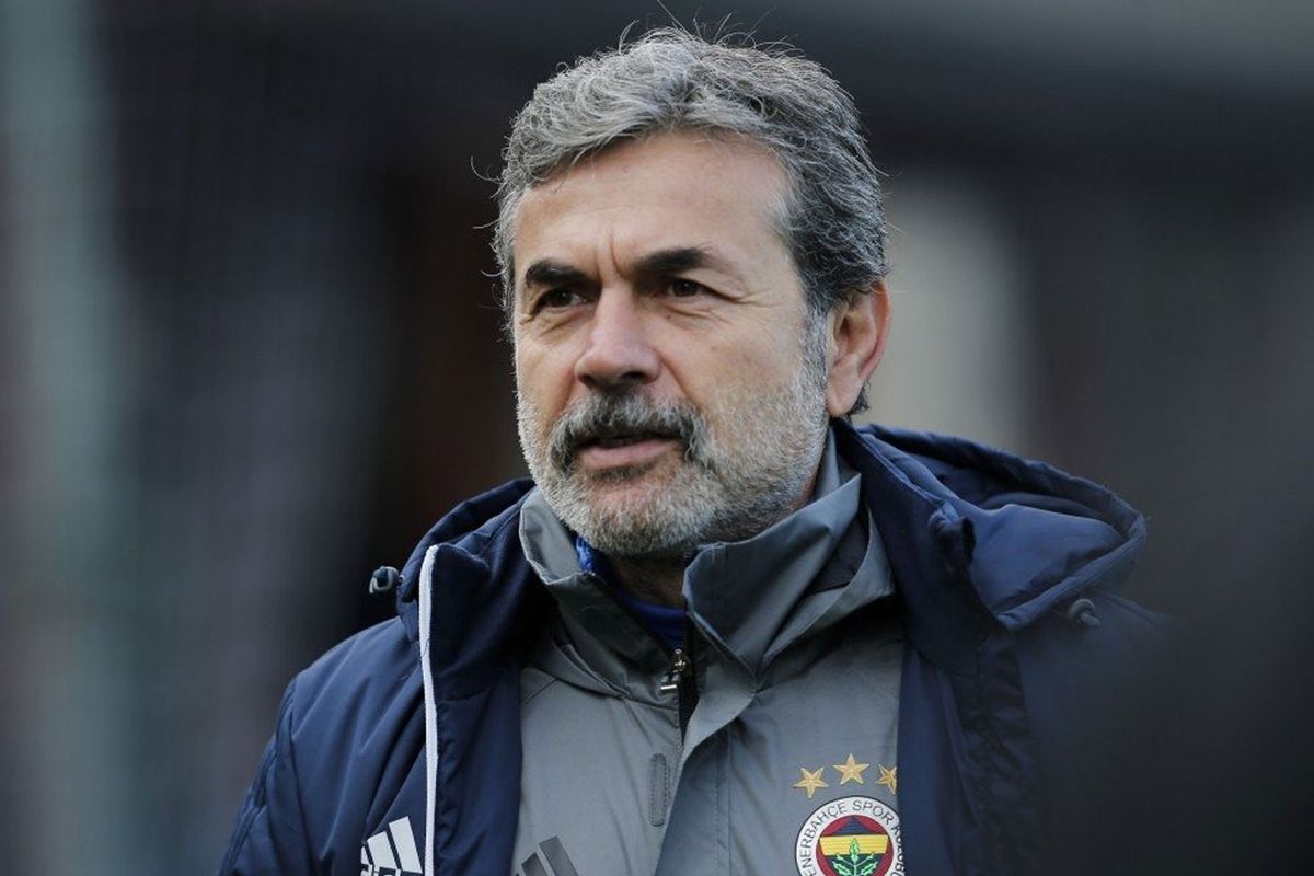 Fenerbahçe'ye geri döneceği konuşulan Aykut Kocaman harekete geçti