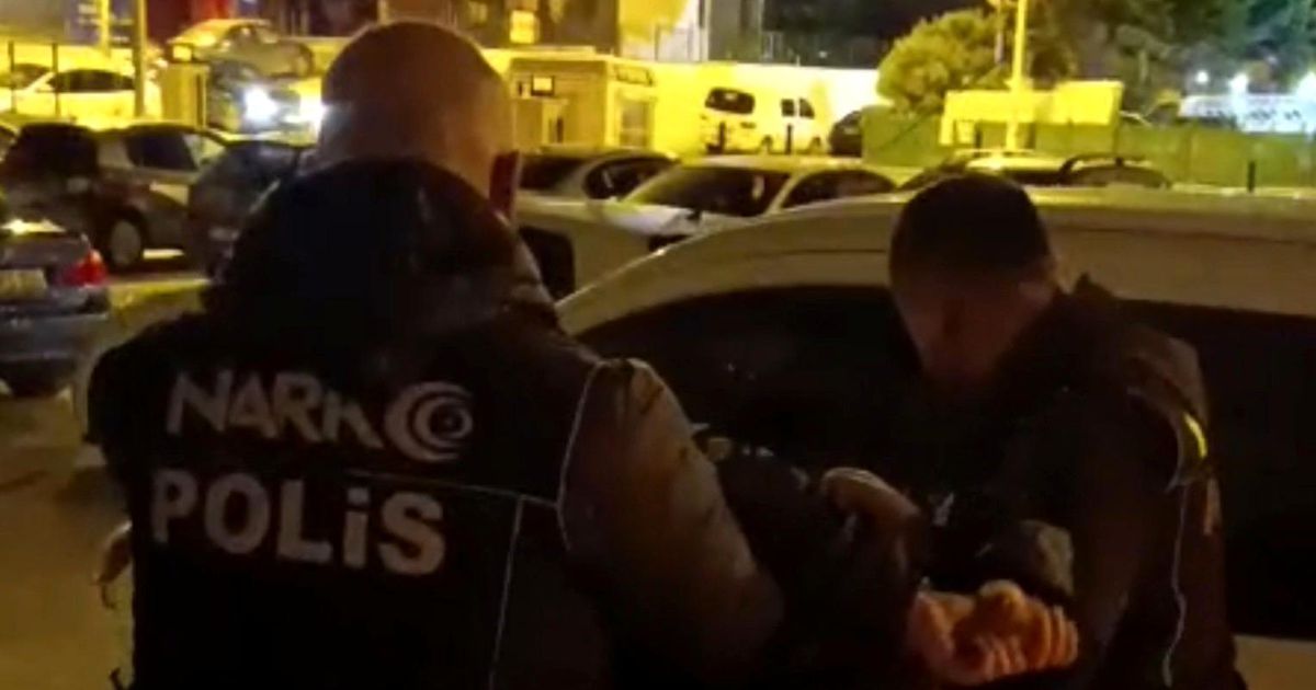 Kırmızı bültenle aranan uyuşturucu baronu Mersin'de yakalandı