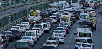 Pompada çifte değişim! Benzine zam, otogaza indirim geldi