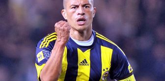 Alex de Souza'dan Fenerbahçe'deki seçim için gece yarısı açıklama