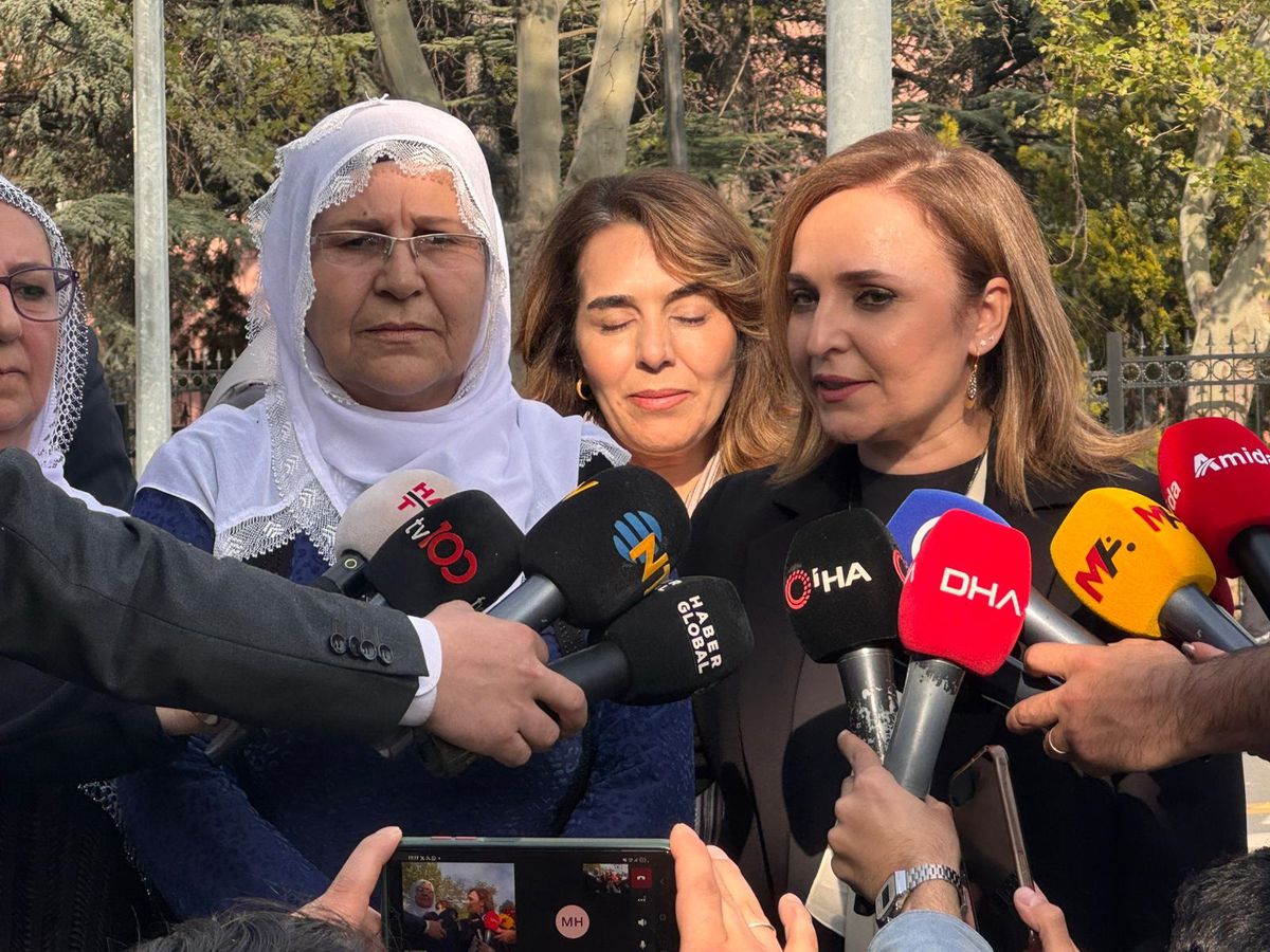 'Barış Anneleri'den İmralı başvurusu