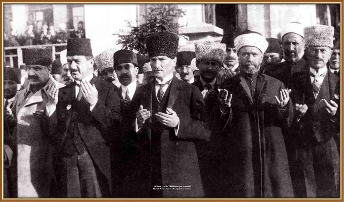 Çanakkale'yi TBMM'de temsil eden 92 kişi bu sergide yaşatılıyor