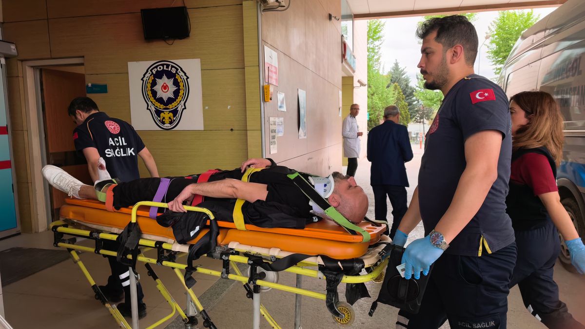 Bursa'da Polis Memuru Motosiklet Kazası Geçirdi