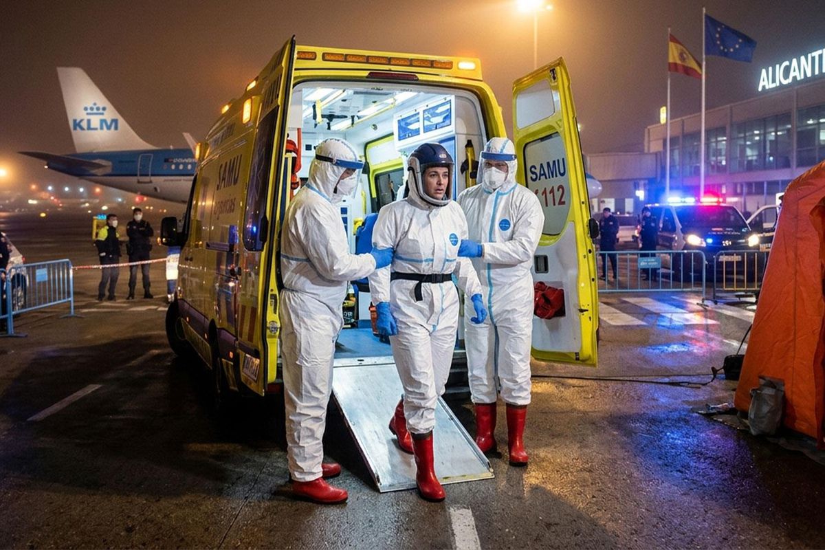 İspanya'da alarm: Hantavirüsten ölen biriyle aynı uçakta bulunan kadın hastaneye kaldırıldı