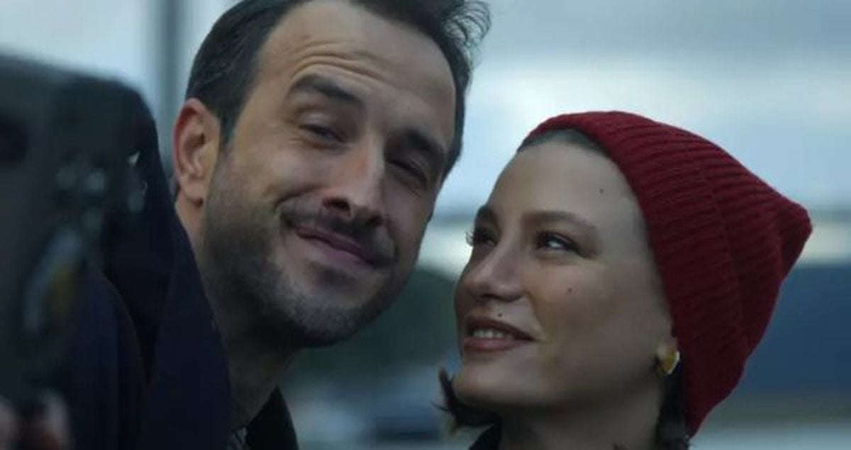 Kimler Geldi Kimler Geçti Full HD 3. sezon izle! Kimler Geldi Kimler Geçti 3. sezon TÜM BÖLÜMLER tek parça...