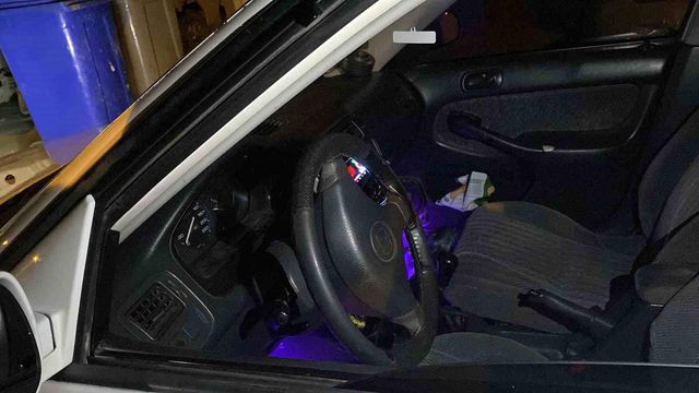 polisi gorunce aracini calisir vaziyette bira 3 19829210 o