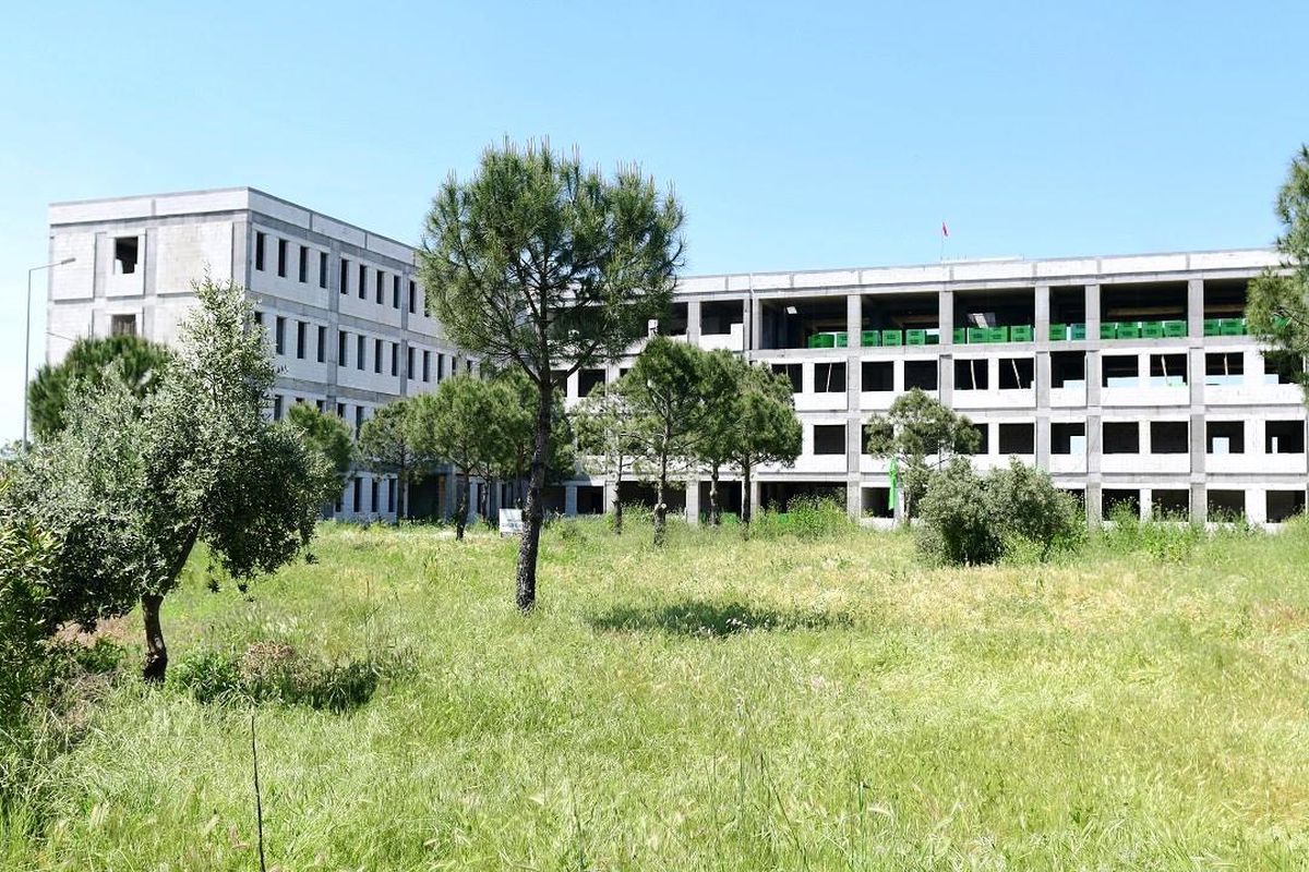 Salihli'de yeni MYO binası hayırseverin desteğiyle yükseliyor