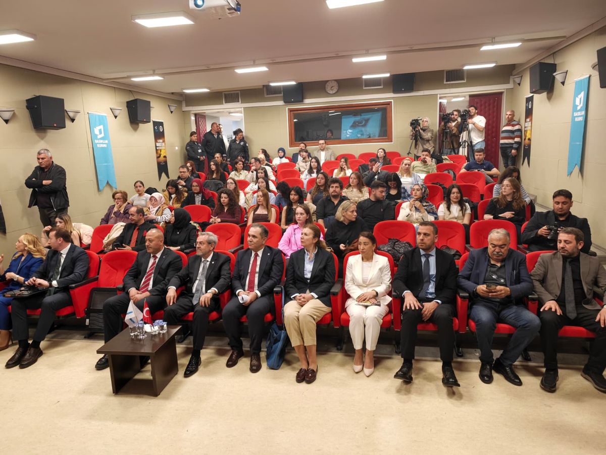 Ankara'da '15 Temmuz Manşetleri Gazetecilik Atölyesi'