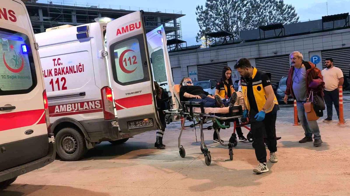 Bursa'da feci kaza: 2 yaralı