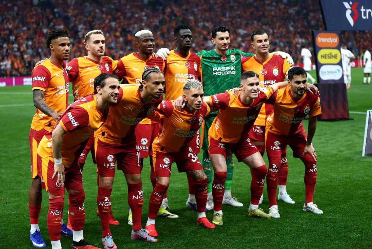 Galatasaray'da 2 değişiklik