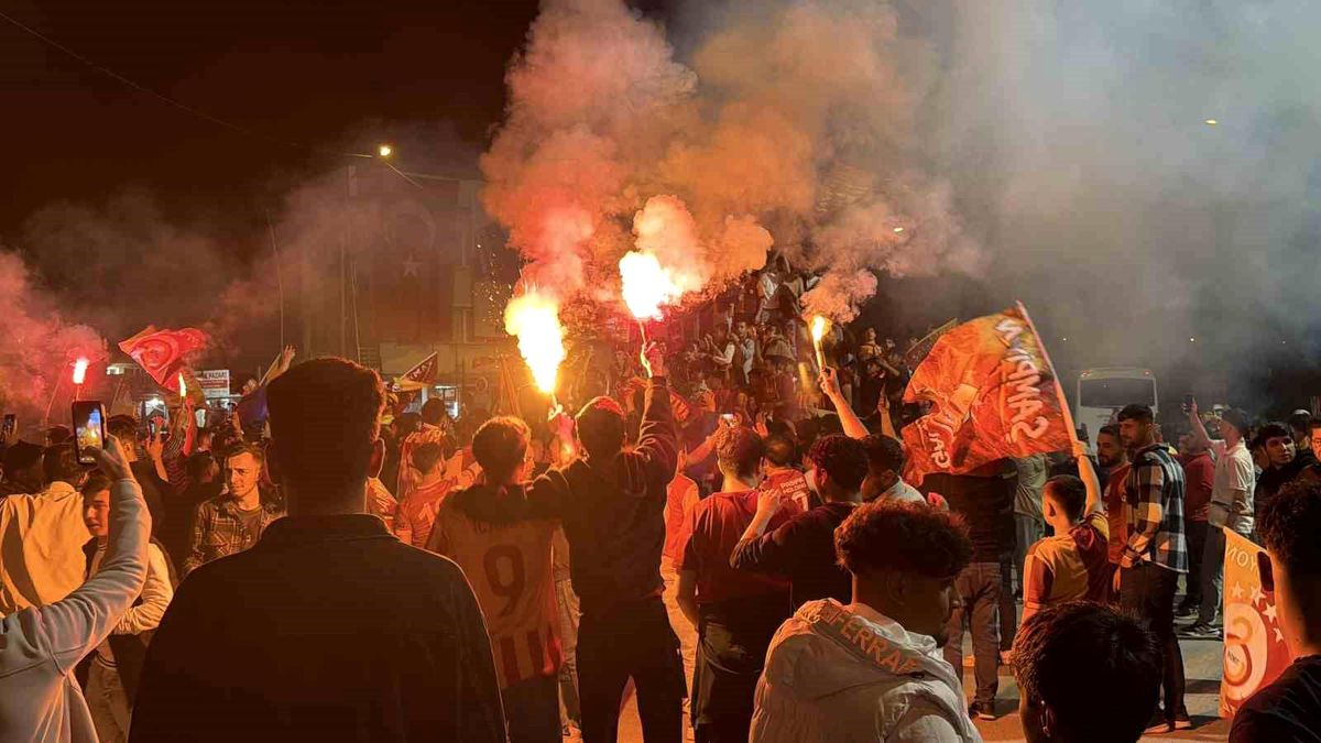 Galatasaray'ın şampiyonluğu Adıyaman'da kutlandı
