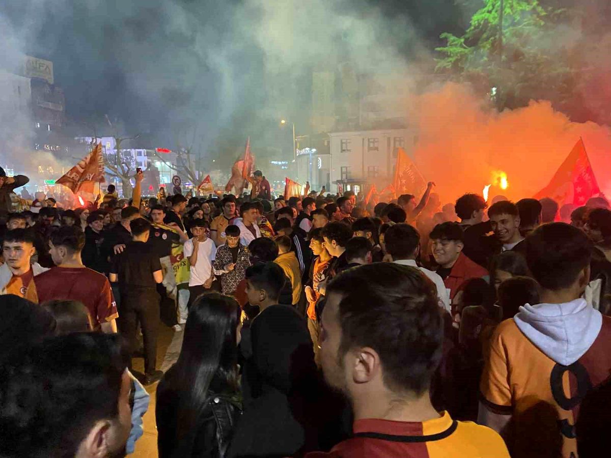 Galatasaray'ın şampiyonluğu Kastamonu'da coşkuyla kutlandı