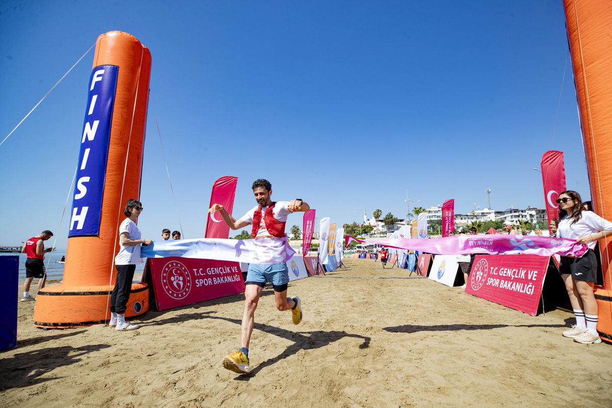 Kilikya Ultra Maratonu'nda sporcular tarihin izinde koştu