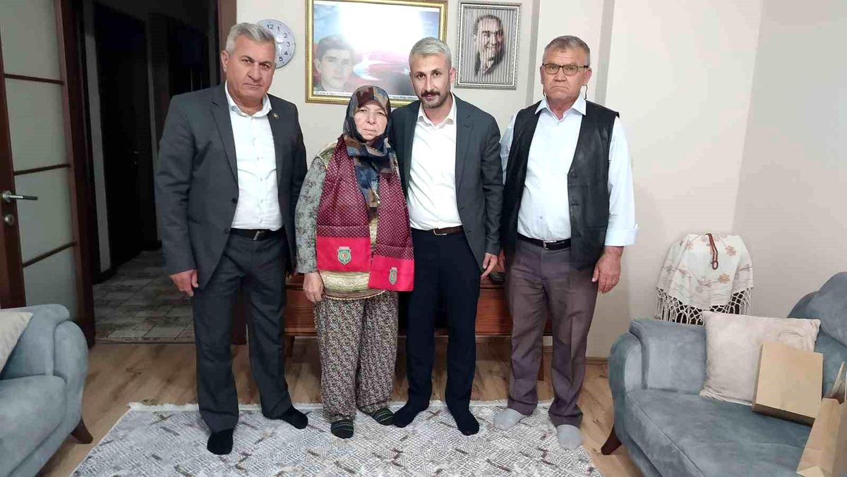 Manisalı şehit anneleri yalnız bırakılmadı