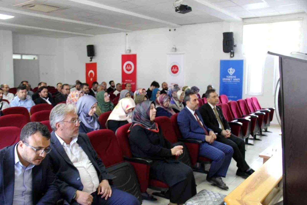Muğla'da gençlik hizmetleri masaya yatırıldı