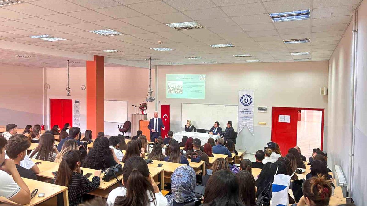 Nazilli MYO'da Kariyer Günü Etkinliği